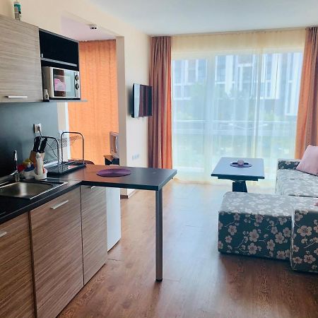 Vili Apartment ブルガス エクステリア 写真