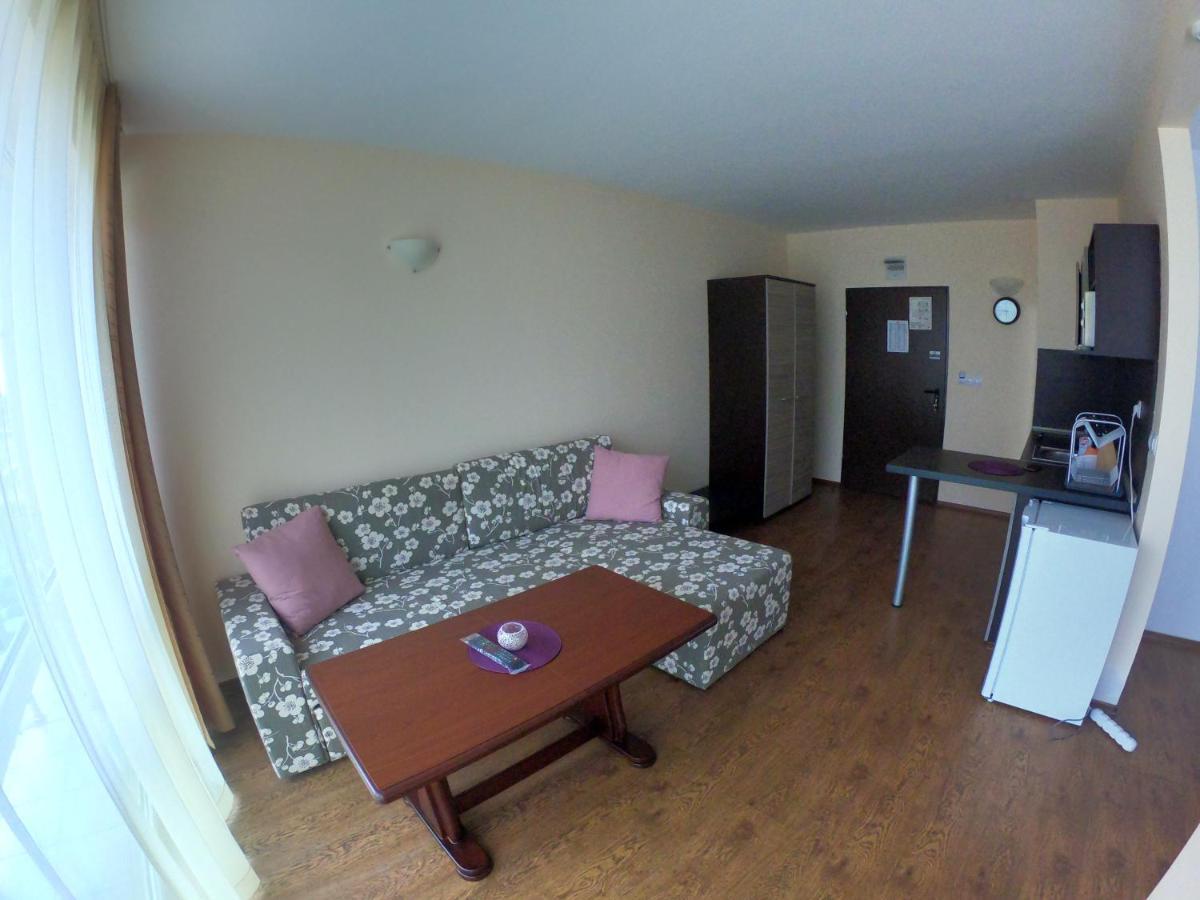 Vili Apartment ブルガス エクステリア 写真