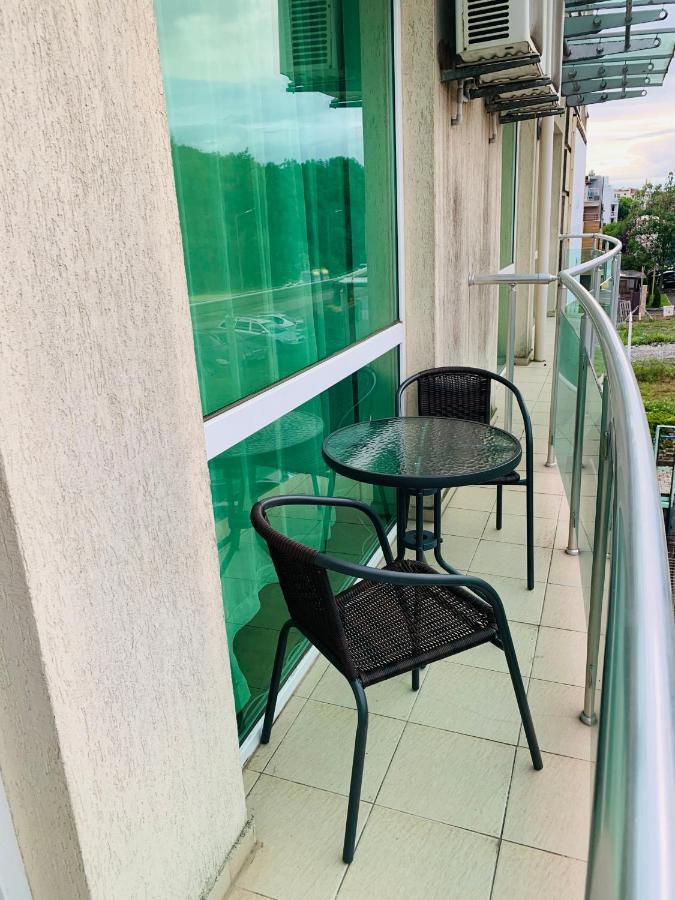 Vili Apartment ブルガス エクステリア 写真